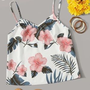 Cute Floral Top!